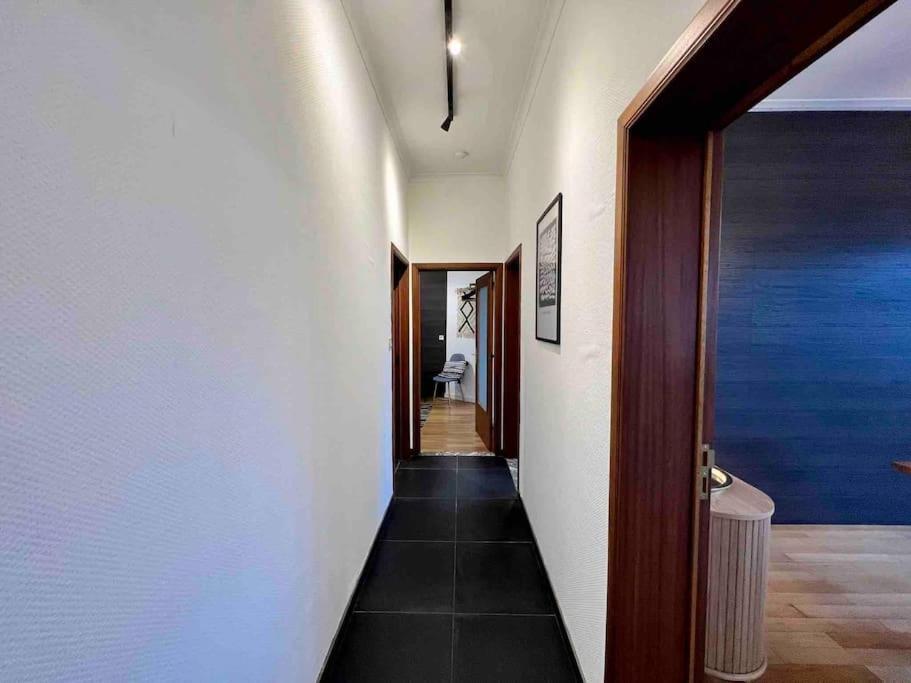 Bellevue - Grand Appartement Pour 5 Sur Les Quais De La Meuse Liège Exterior foto