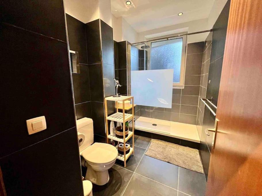 Bellevue - Grand Appartement Pour 5 Sur Les Quais De La Meuse Liège Exterior foto